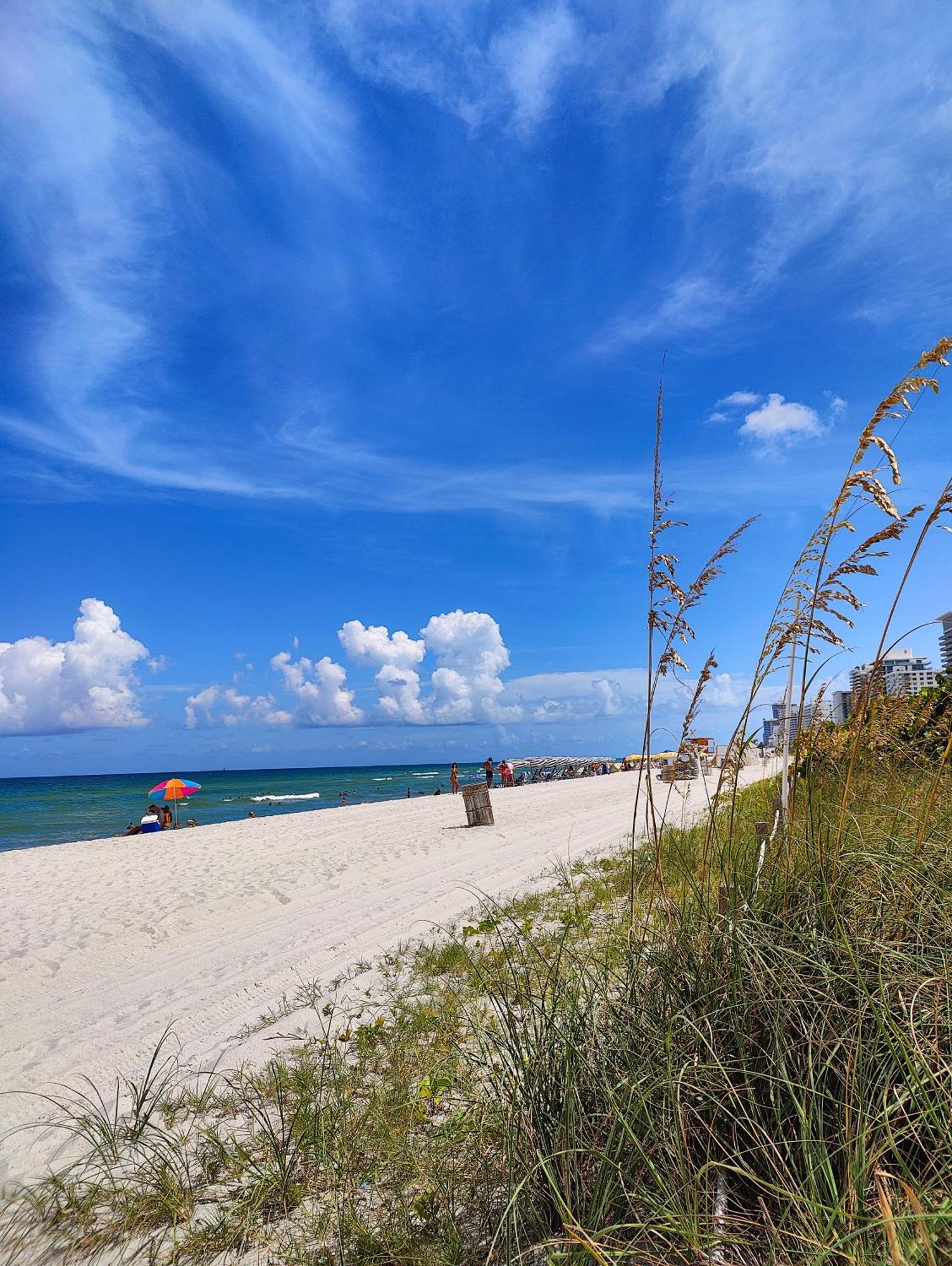 Miami Beachfront Studio Apartment Exterior photo